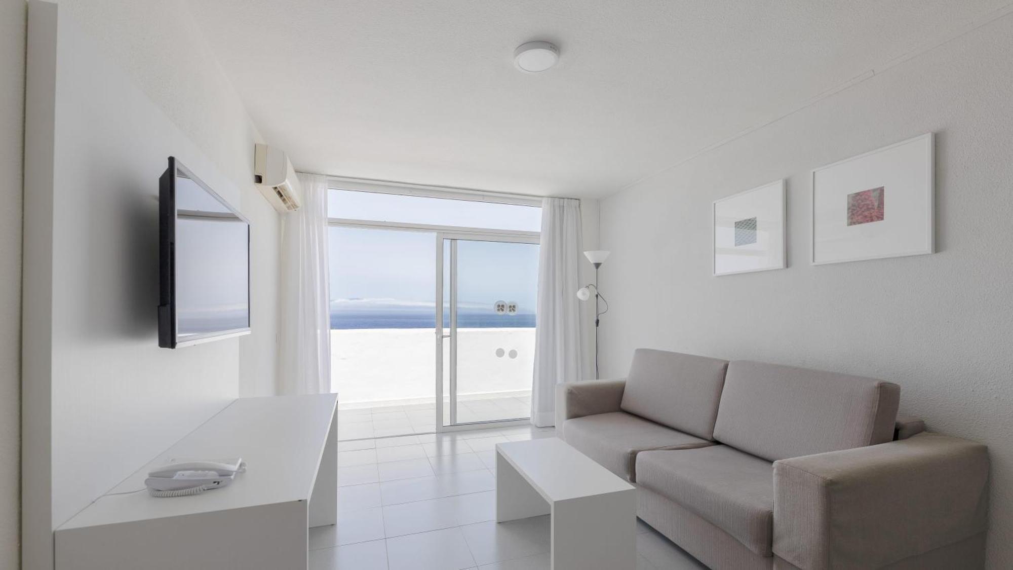 Camera Standard Matrimoniale/Doppia con Letti Singoli con Vista Mare